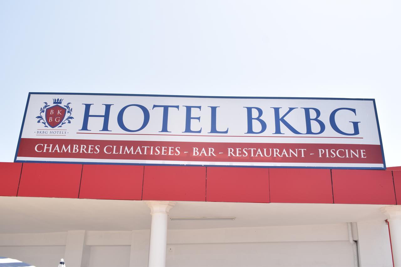 Hotel Bkbg Lome Bagian luar foto
